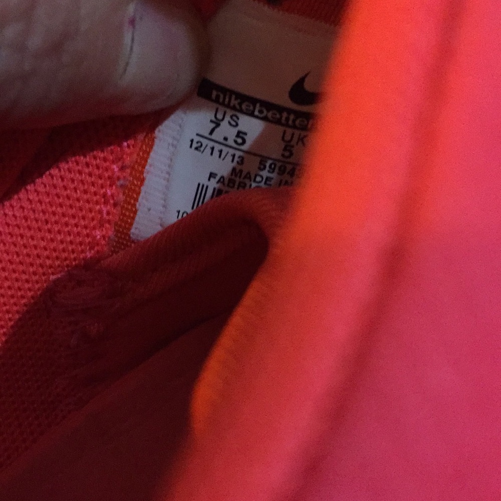 NIKE Red/Purple Roshé Sneakers Size 7.5 Original - Picture 4 of 8